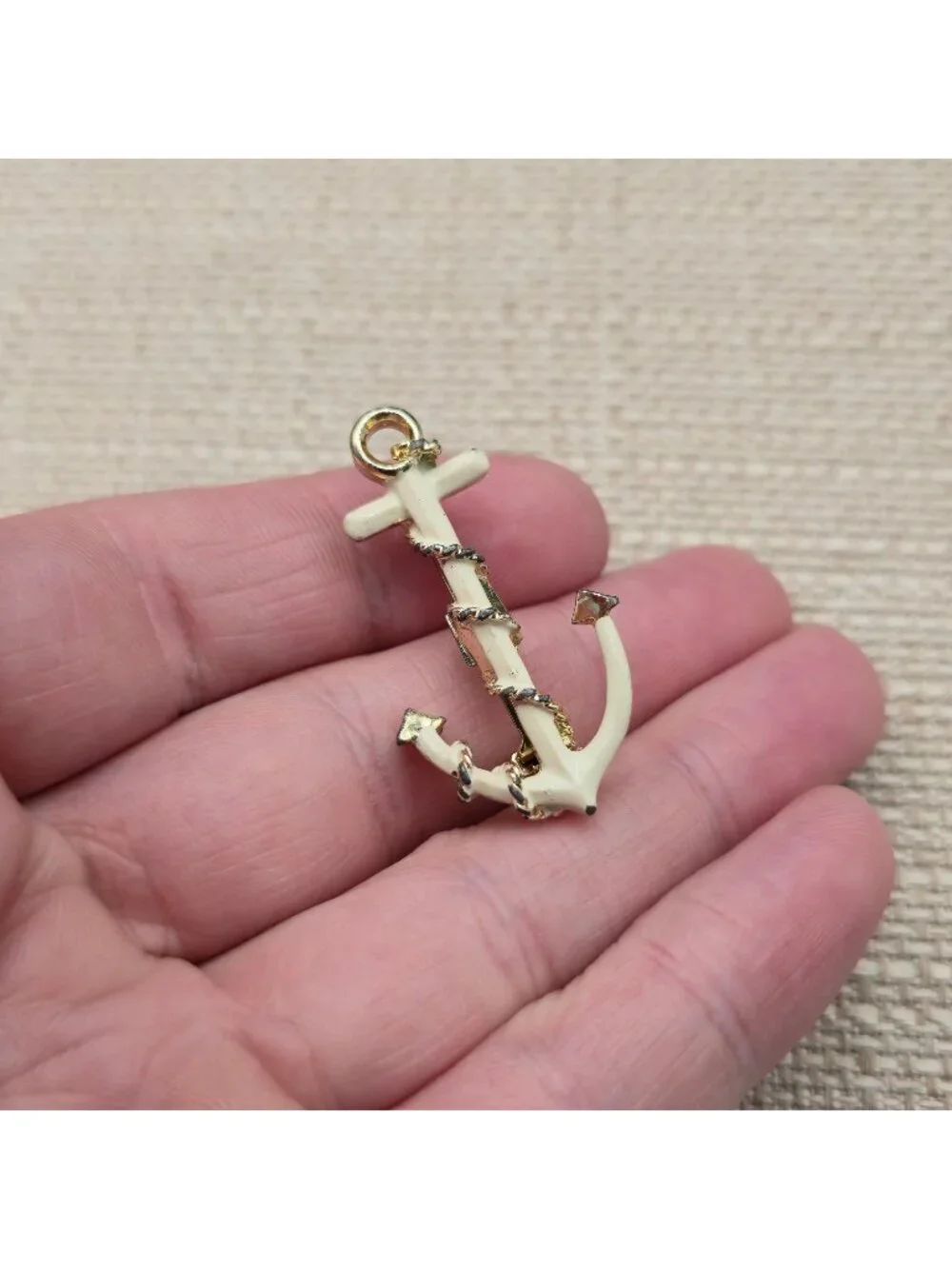 Vintage Cream Enamel Anchor - Gold Tone Nautical Rope Maritime Pin Brooch A8059
